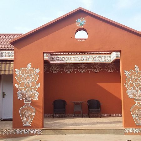 Vijayshree Resort And Heritage Village Хоспет Экстерьер фото